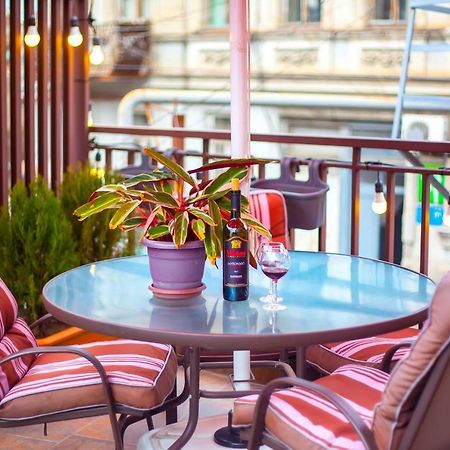 Shiny Avlabari Apartment Тбилиси Екстериор снимка