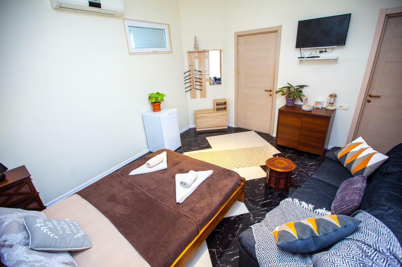 Shiny Avlabari Apartment Тбилиси Екстериор снимка