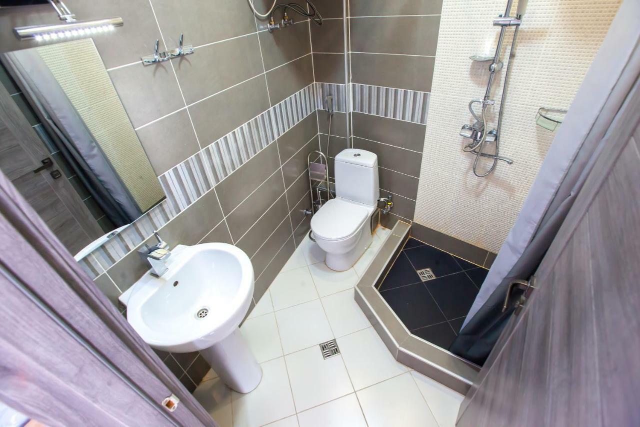 Shiny Avlabari Apartment Тбилиси Екстериор снимка